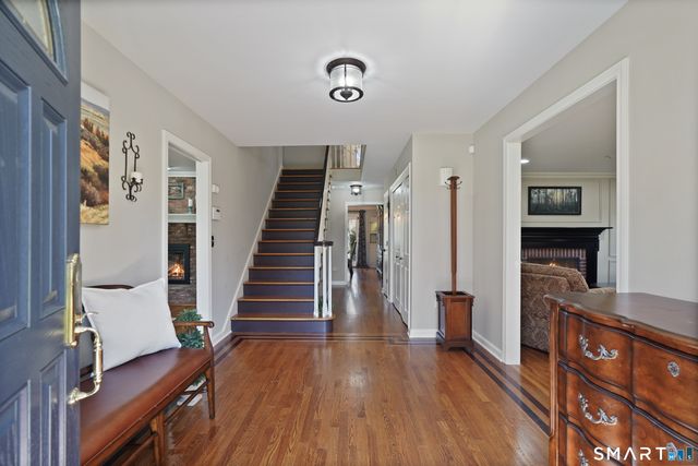 21 Shawnee Lane, Monroe, CT 06468