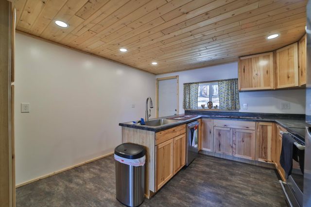 27672 Little Whitefish Road, Garrison, MN 56450