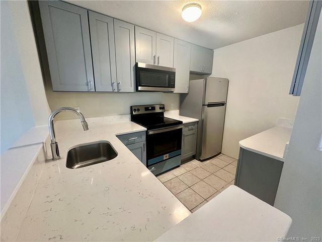 3699 Broadbridge Avenue 132, Stratford, CT 06614