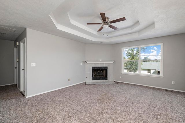 617 E Southeast Hills Court, Nixa, MO 65714
