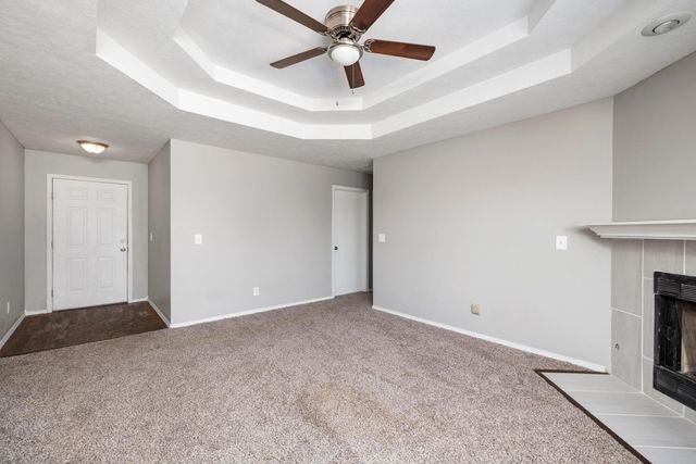 617 E Southeast Hills Court, Nixa, MO 65714