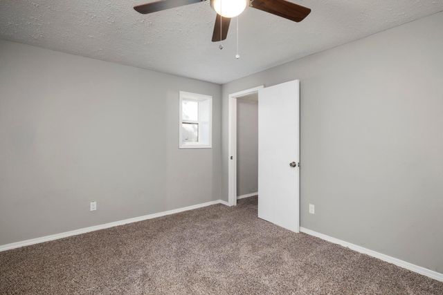 617 E Southeast Hills Court, Nixa, MO 65714