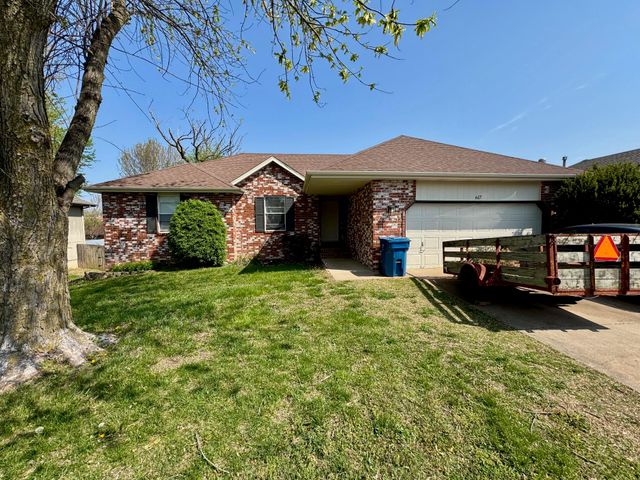 617 E Southeast Hills Court, Nixa, MO 65714