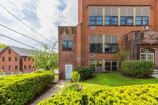 201 College Street 3, Middletown, CT 06457