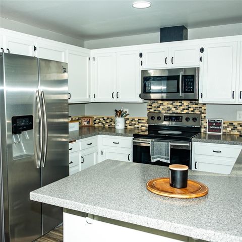 1440 NW Outrigger Loop, Oak Harbor, WA 98277