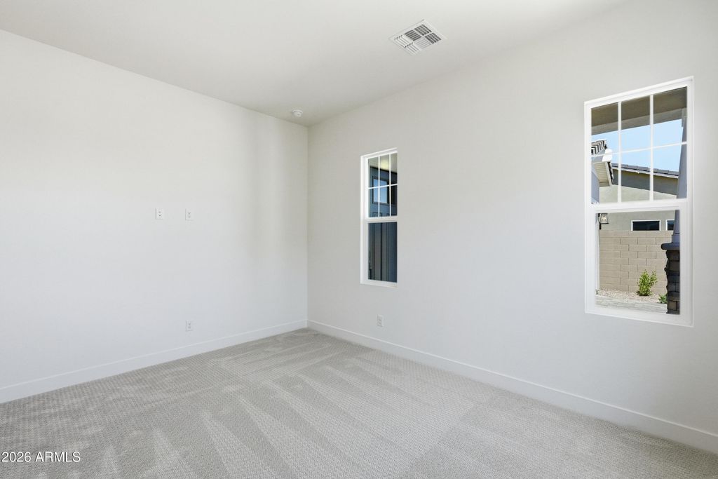Image 119 of property listing at 17767 W WHITEFISH Drive, Surprise, AZ 85388