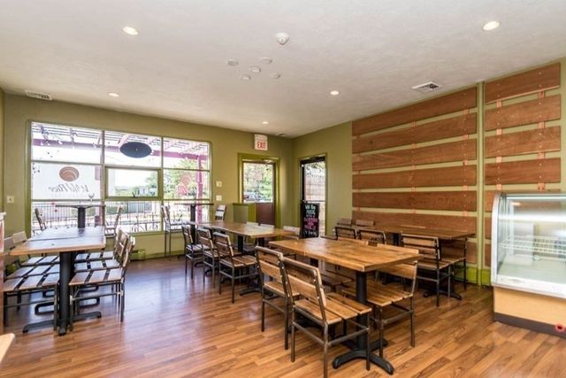 71-73 Elm St, Watertown, MA 02472