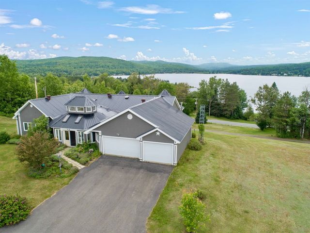 128 Fuller Drive, Canaan, VT 05903