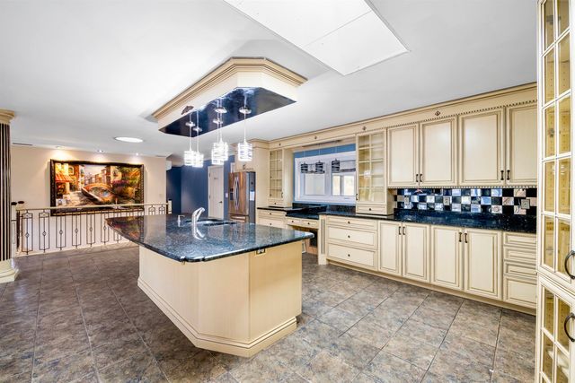 128 Fuller Drive, Canaan, VT 05903
