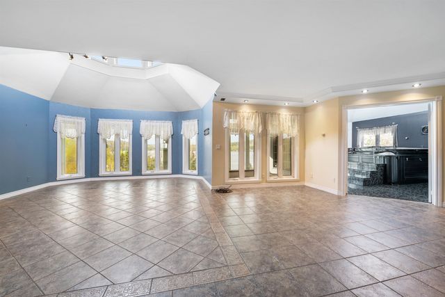 128 Fuller Drive, Canaan, VT 05903