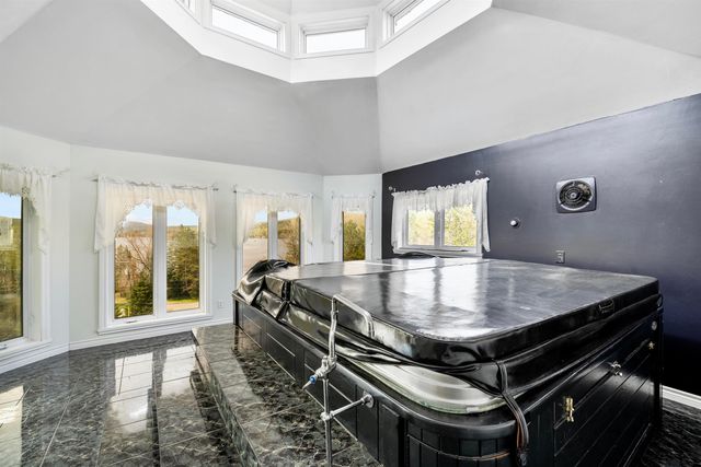 128 Fuller Drive, Canaan, VT 05903