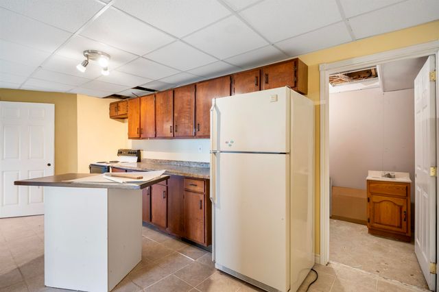 128 Fuller Drive, Canaan, VT 05903