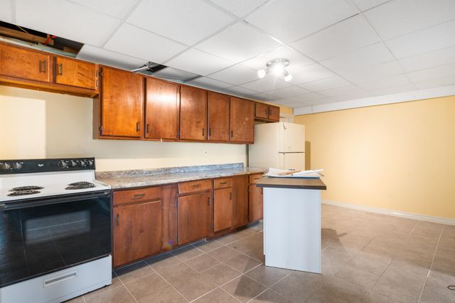 128 Fuller Drive, Canaan, VT 05903