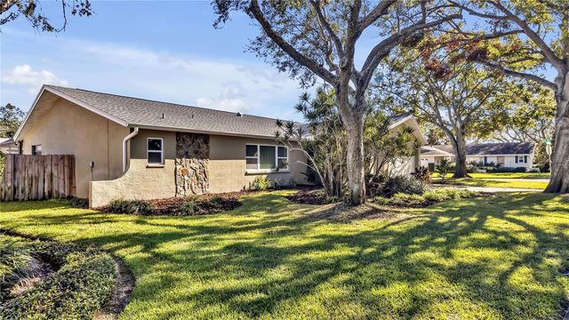 7801 17TH WAY N, St Petersburg, FL 33702