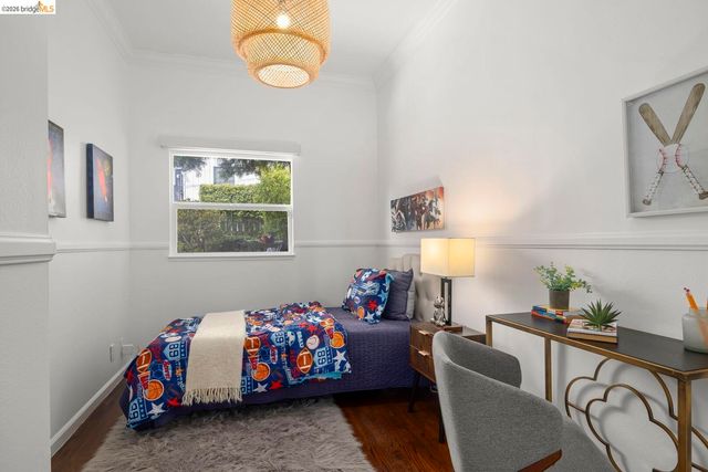 1082 Church ST, San Francisco, CA 94114