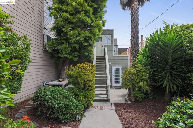 1082 Church ST, San Francisco, CA 94114