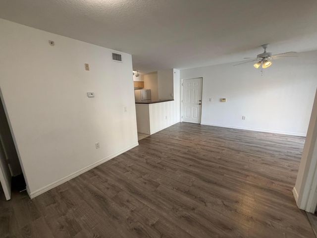 4081 San Marino Boulevard 203, West Palm Beach, FL 33409