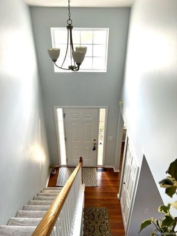 2512 Boulder Lane, Auburn Hills, MI 48326