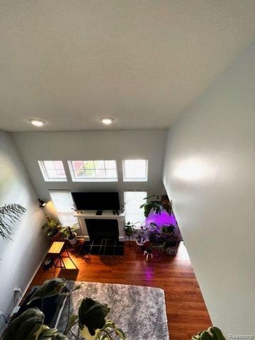 2512 Boulder Lane, Auburn Hills, MI 48326