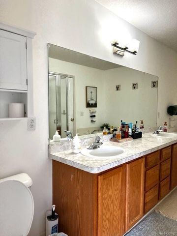 2512 Boulder Lane, Auburn Hills, MI 48326