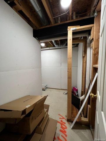 2512 Boulder Lane, Auburn Hills, MI 48326