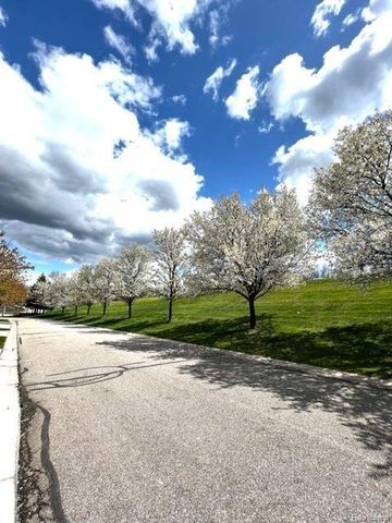 2512 Boulder Lane, Auburn Hills, MI 48326