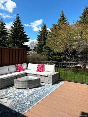 2512 Boulder Lane, Auburn Hills, MI 48326