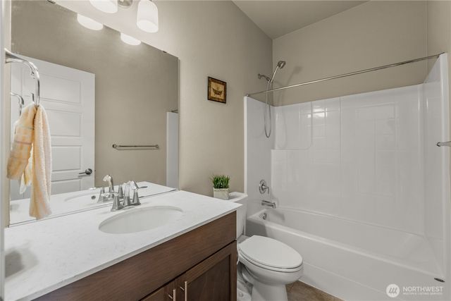 20416 SE 257th St, Covington, WA 98042