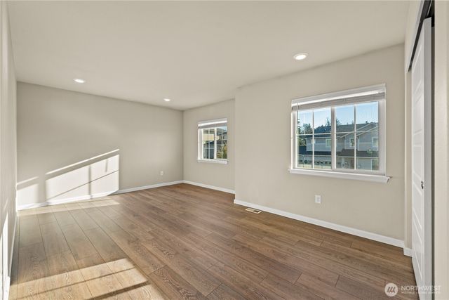 20416 SE 257th St, Covington, WA 98042