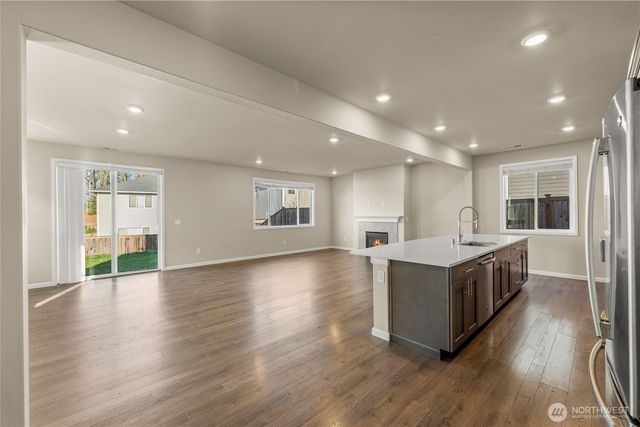 20416 SE 257th St, Covington, WA 98042