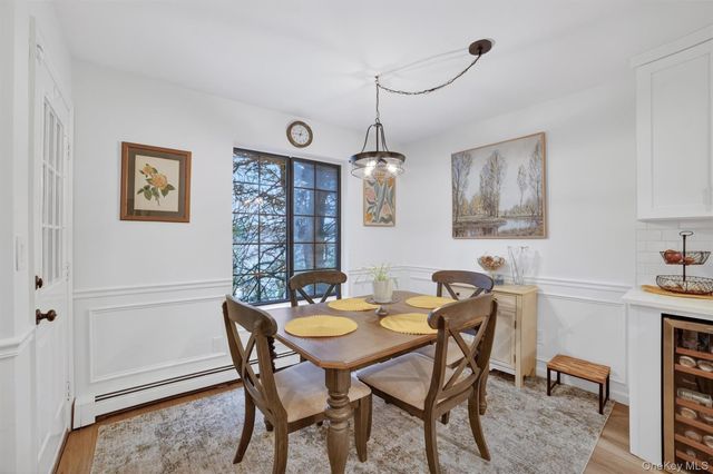 121 Foxwood Circle 121, Mount Kisco, NY 10549