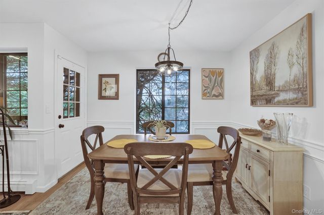 121 Foxwood Circle 121, Mount Kisco, NY 10549