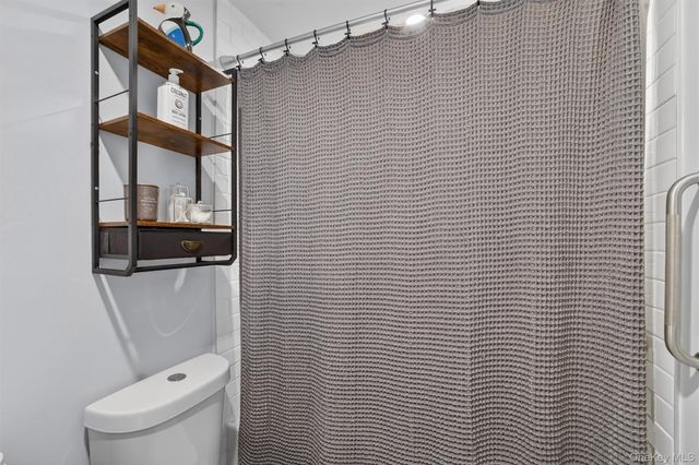 121 Foxwood Circle 121, Mount Kisco, NY 10549