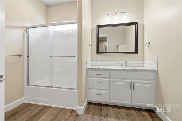 11274 W Royal Ridge Ct, Nampa, ID 83686