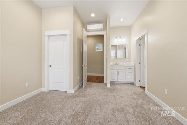 11274 W Royal Ridge Ct, Nampa, ID 83686