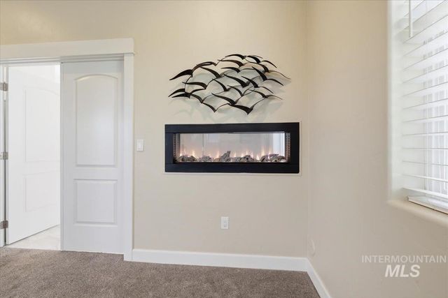 11274 W Royal Ridge Ct, Nampa, ID 83686