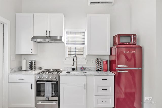 551 Congress Street, Mobile, AL 36603