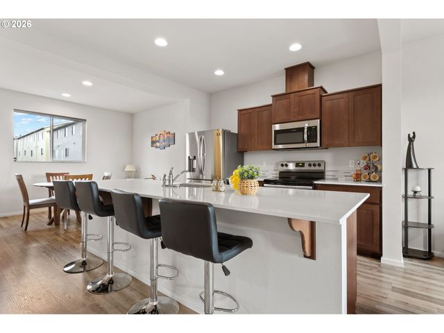 17379 Nw SHACKELFORD Rd, Portland, OR 97229