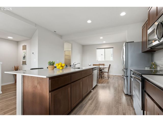 17379 Nw SHACKELFORD Rd, Portland, OR 97229