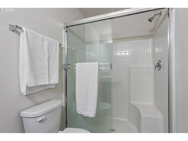 17379 Nw SHACKELFORD Rd, Portland, OR 97229