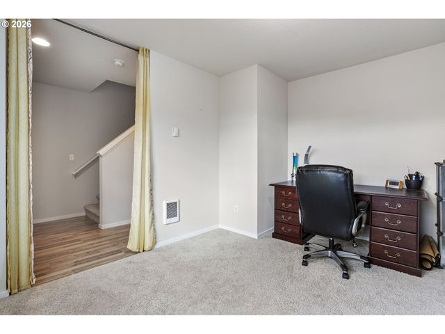 17379 Nw SHACKELFORD Rd, Portland, OR 97229