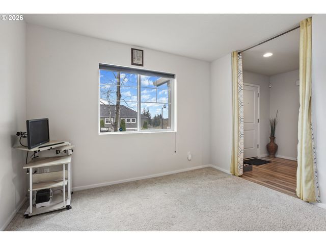 17379 Nw SHACKELFORD Rd, Portland, OR 97229