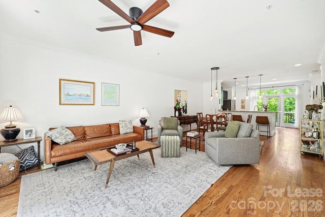 239 N Dotger Avenue, Charlotte, NC 28207