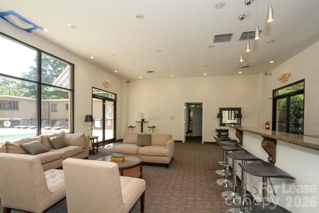 239 N Dotger Avenue, Charlotte, NC 28207