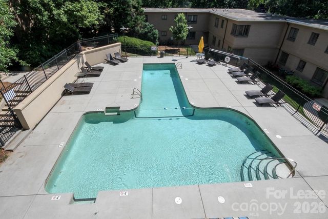 239 N Dotger Avenue, Charlotte, NC 28207