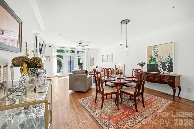 239 N Dotger Avenue, Charlotte, NC 28207