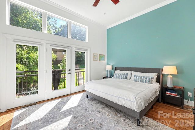 239 N Dotger Avenue, Charlotte, NC 28207