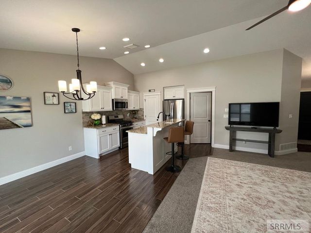 347 Rock Hill Lane, Idaho Falls, ID 83401