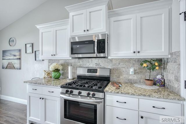 347 Rock Hill Lane, Idaho Falls, ID 83401