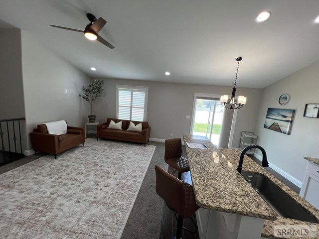 347 Rock Hill Lane, Idaho Falls, ID 83401